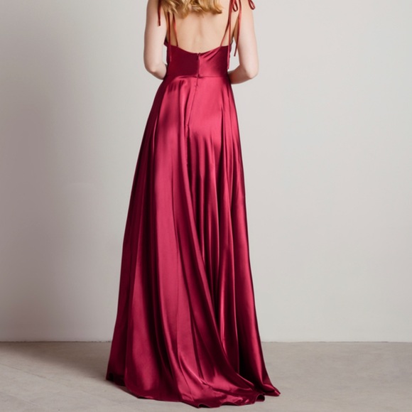 Red Satin Maxi dress - Picture 5 of 5